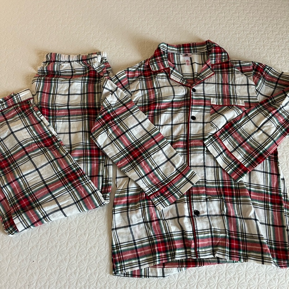 Wondershop Kids Plaid Pajama Set - Red, Black, and White